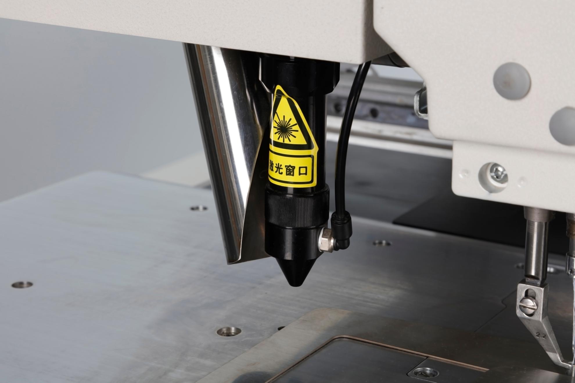 Fully Automatic Pocket Setter Machine In Apparel Manufacturing