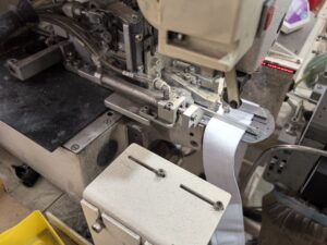 Automatic Elastic Band Attachment In Garment Manufacturing of HIKARI K5