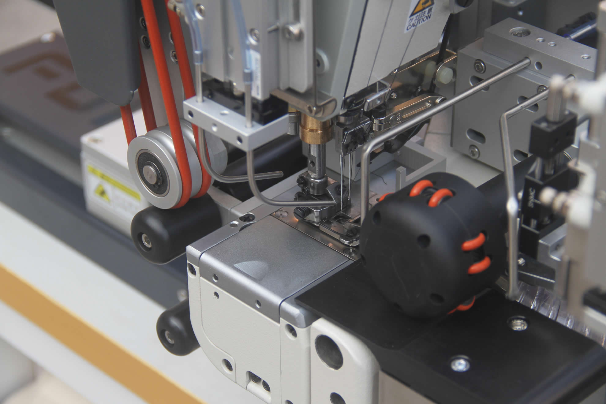 Auto Outerelastic Attaching Machine