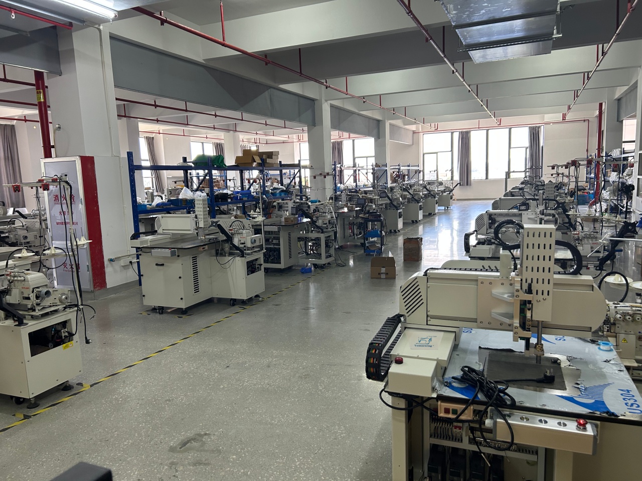 Auto Sewing Machine