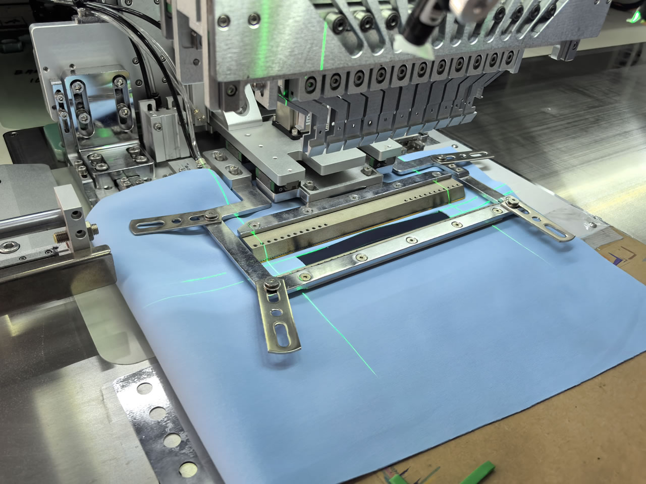 Fully Automatic Laser Pocket Welting Machine